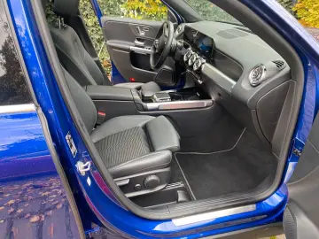 MERCEDES-BENZ GLB 200 Aut. ALLRAD PANO LED  360 CAM &hellip;