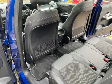 MERCEDES-BENZ GLB 200 Aut. ALLRAD PANO LED  360 CAM &hellip;