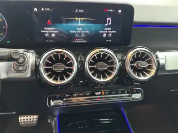 MERCEDES-BENZ GLB 250 4Matic