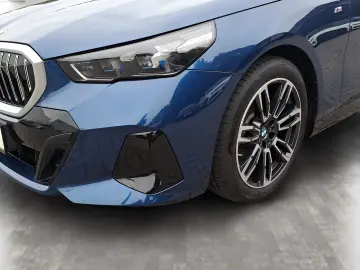 BMW 520 i Limousine M Sport inkl. Winterräder