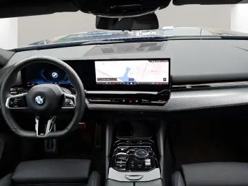 BMW 520 i Limousine M Sport inkl. Winterräder