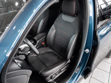 MERCEDES-BENZ GLB 200 d 4M AMG-LINE NIGHT PANO LEDER&hellip;