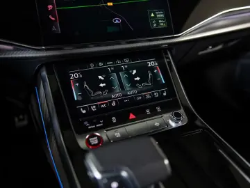 Audi RSQ8 4.0 TFSI quattro B&O PANO