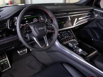 Audi RSQ8 4.0 TFSI quattro B&O PANO