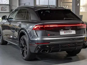 Audi RSQ8 4.0 TFSI quattro B&O PANO