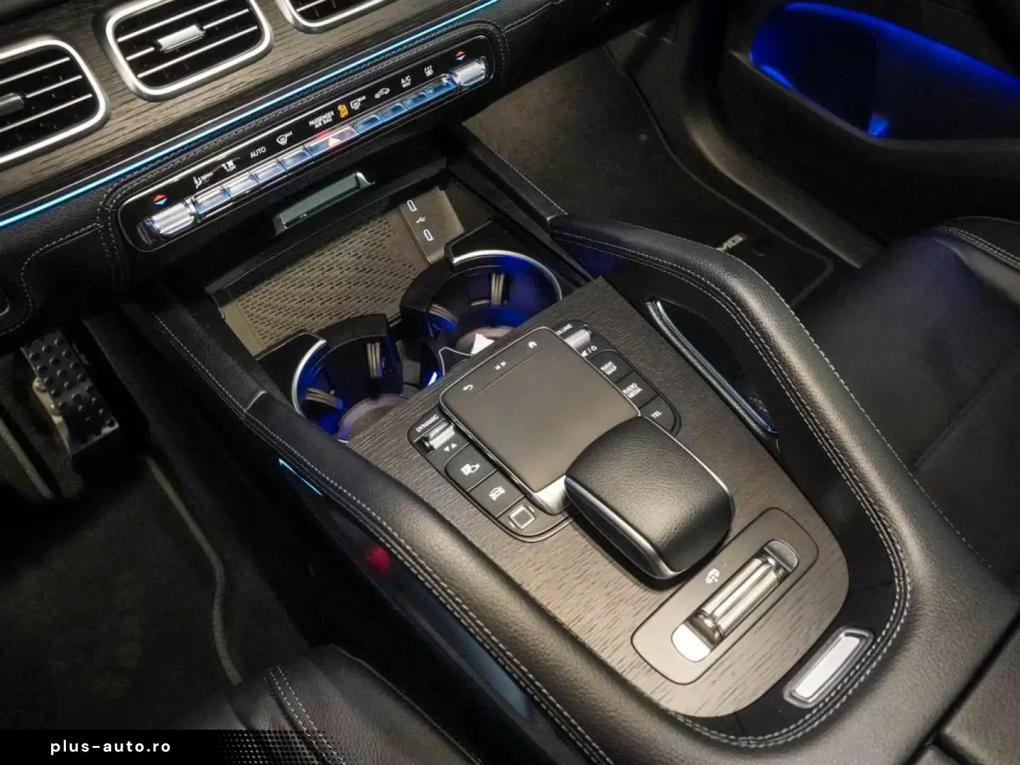 Mercedes-Benz GLE 350 de-AMG-NIGHT-HUD-MEMORY-AHK