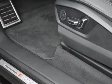 Audi RSQ8  EXLUSIVE SAGA MASSA HUD AHK