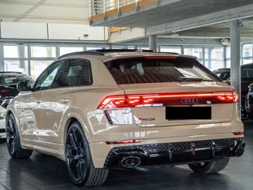 Audi RSQ8 Pano Matrix HUD Luft Softclose