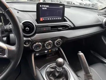 MAZDA MX-5 2.0 G184 Exclusive-Line