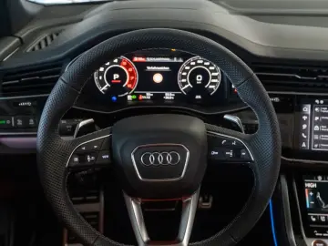 Audi RSQ8 Pano Matrix HUD Luft Softclose