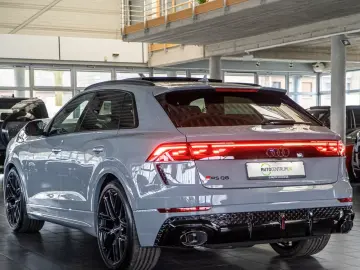 Audi RSQ8 Pano Matrix HUD Luft Softclose