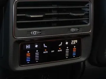 Audi RSQ8 Pano Matrix HUD Luft Softclose