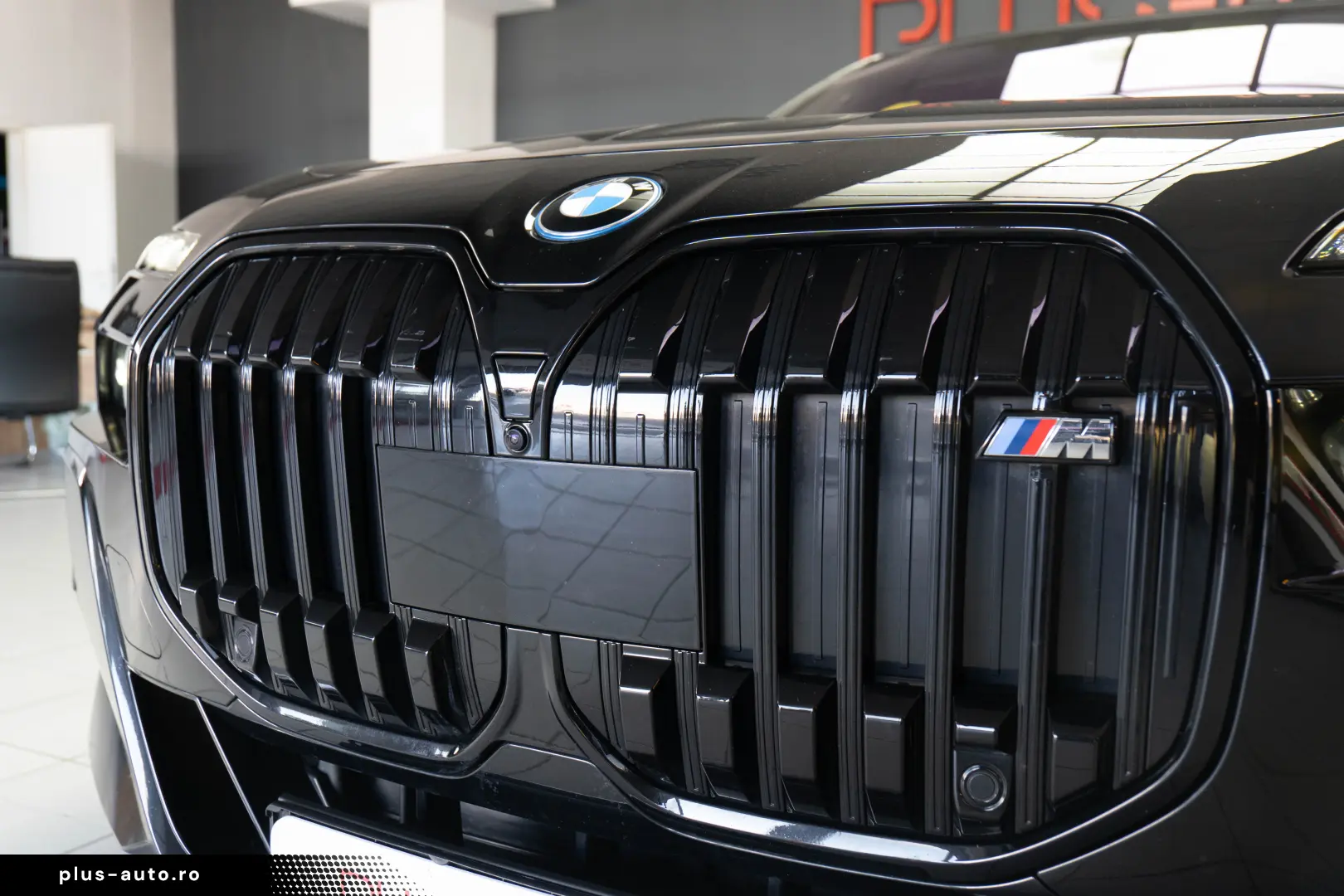 BMW 760 e XDRIVE M Sport  STOC LIVRARE IMEDIATA