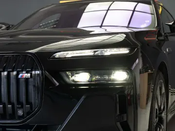 BMW 760 e XDRIVE M Sport  STOC LIVRARE IMEDIATA