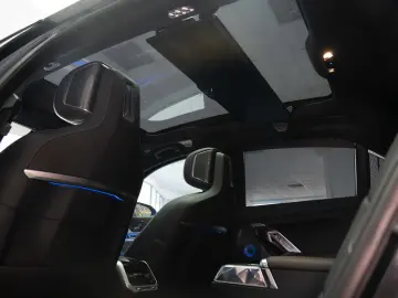 BMW 760 e XDRIVE M Sport  STOC LIVRARE IMEDIATA