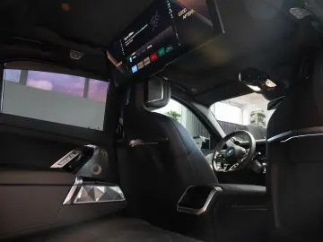 BMW 760 e XDRIVE M Sport  STOC LIVRARE IMEDIATA