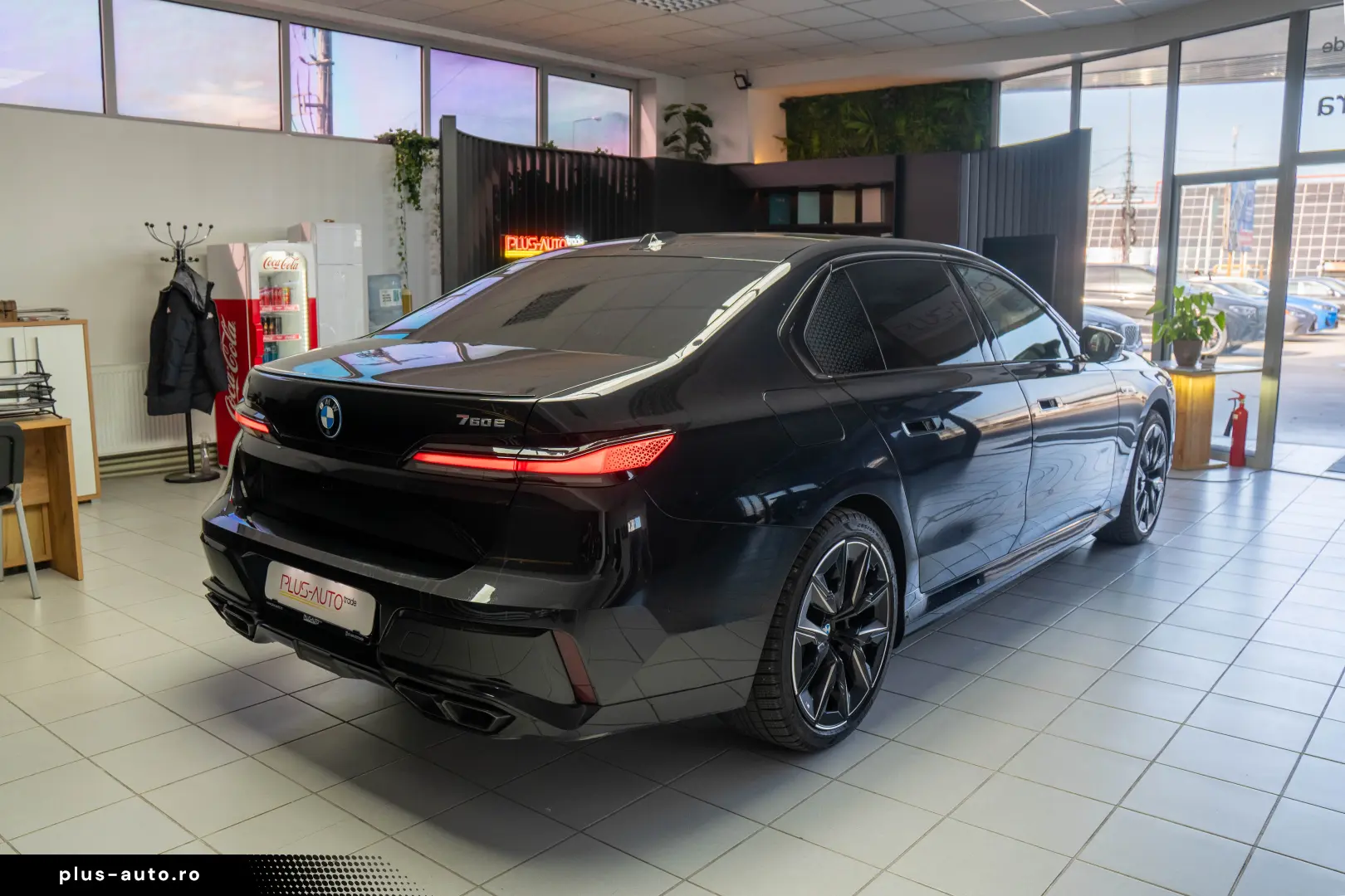 BMW 760 e XDRIVE M Sport  STOC LIVRARE IMEDIATA