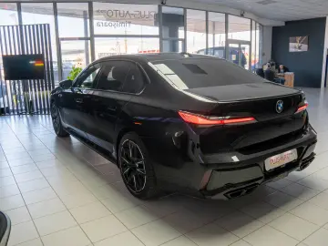 BMW 760 e XDRIVE M Sport  STOC LIVRARE IMEDIATA