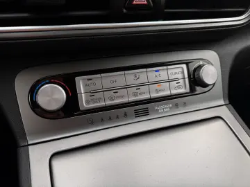 HYUNDAI Kona Electric Long Range Premium