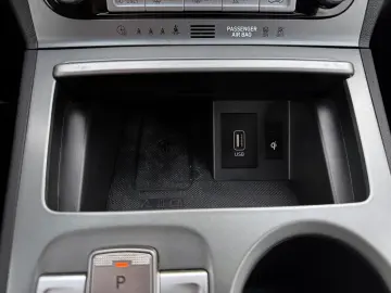 HYUNDAI Kona Electric Long Range Premium