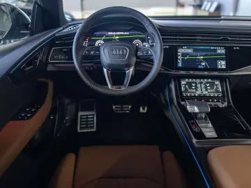 Audi RSQ8 4.0 TFSI quattro AHK B&O PANO