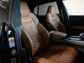 Audi RSQ8 4.0 TFSI quattro AHK B&O PANO