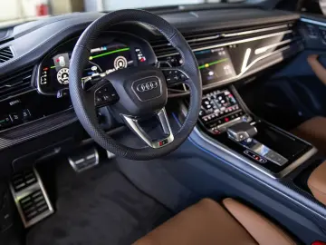 Audi RSQ8 4.0 TFSI quattro AHK B&O PANO