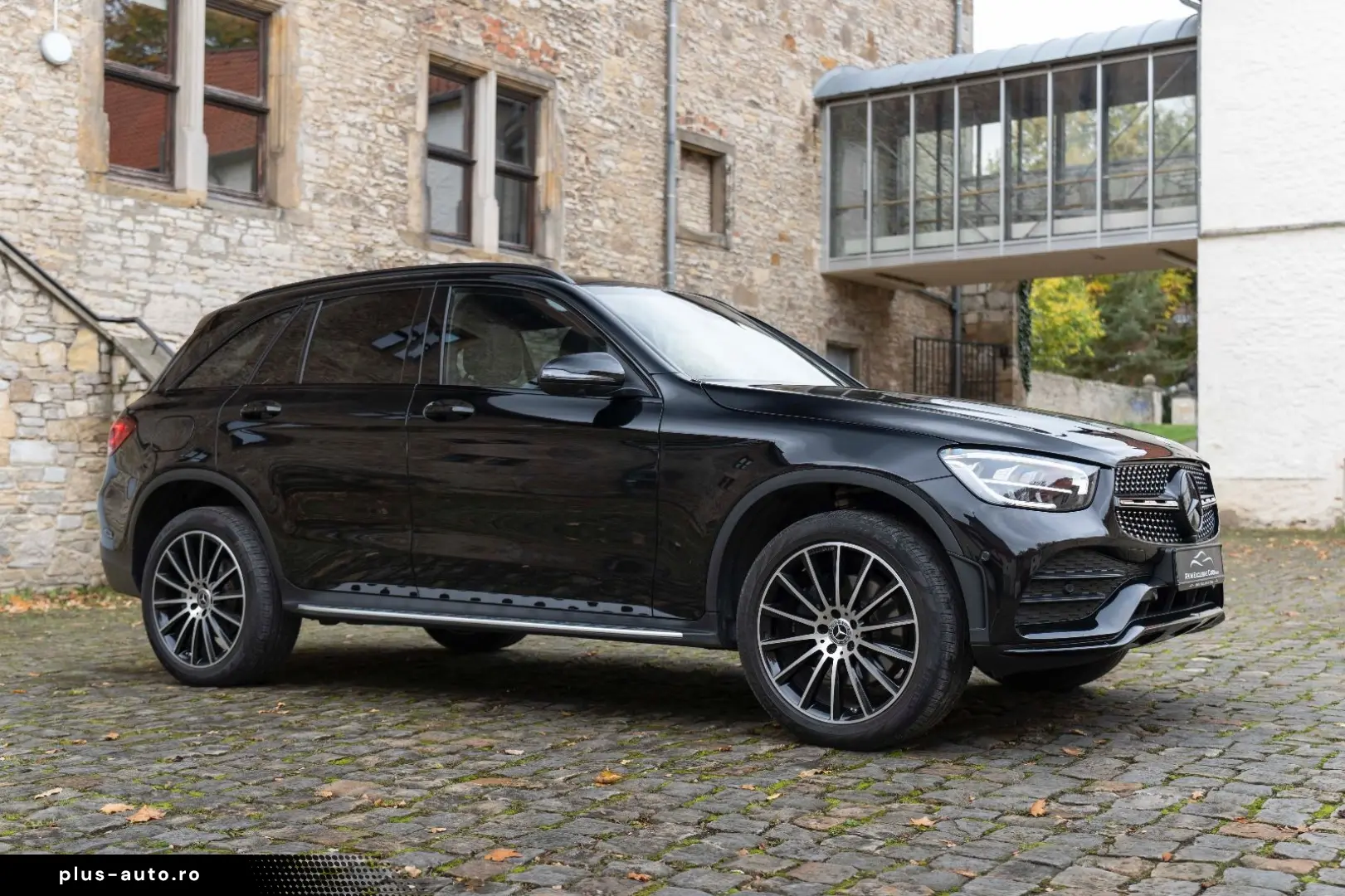 MERCEDES-BENZ GLC 300 4Matic 360  LED TOTW PANO