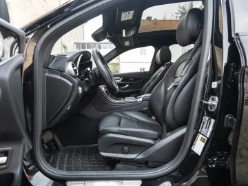 MERCEDES-BENZ GLC 300 4Matic 360  LED TOTW PANO