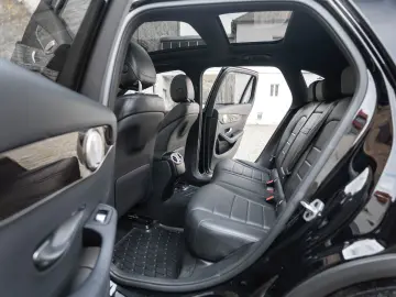 MERCEDES-BENZ GLC 300 4Matic 360  LED TOTW PANO