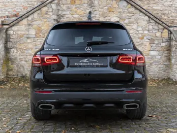 MERCEDES-BENZ GLC 300 4Matic 360  LED TOTW PANO
