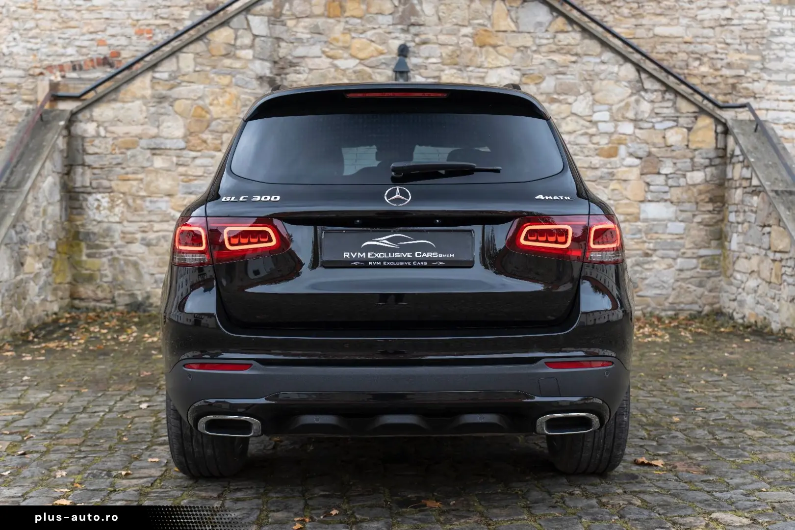 MERCEDES-BENZ GLC 300 4Matic 360  LED TOTW PANO