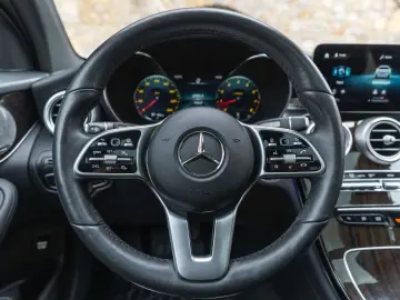 MERCEDES-BENZ GLC 300 4Matic 360  LED TOTW PANO