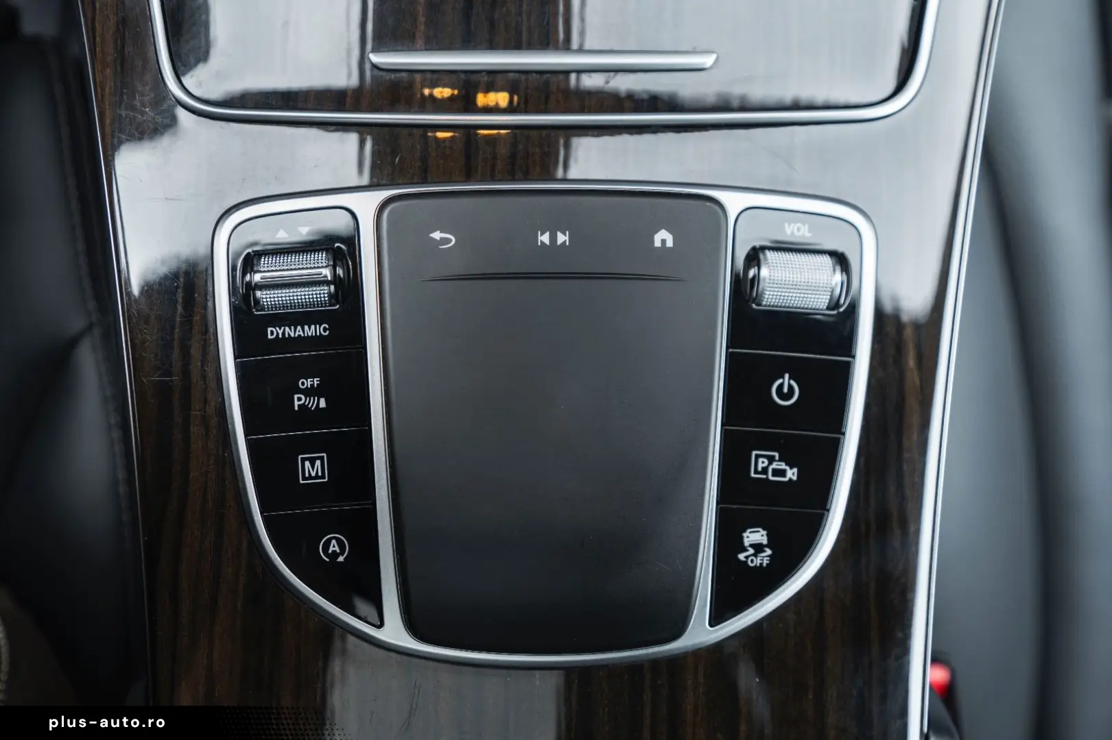 MERCEDES-BENZ GLC 300 4Matic 360  LED TOTW PANO