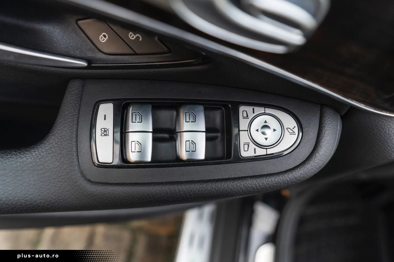 MERCEDES-BENZ GLC 300 4Matic 360  LED TOTW PANO