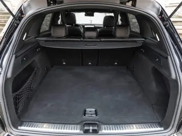 MERCEDES-BENZ GLC 300 4Matic 360  LED TOTW PANO