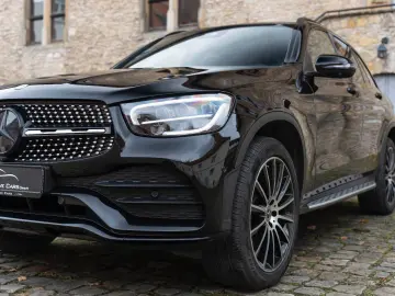 MERCEDES-BENZ GLC 300 4Matic 360  LED TOTW PANO