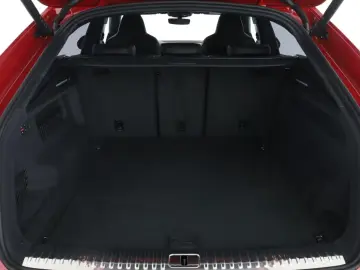 Audi RSQ8 performance