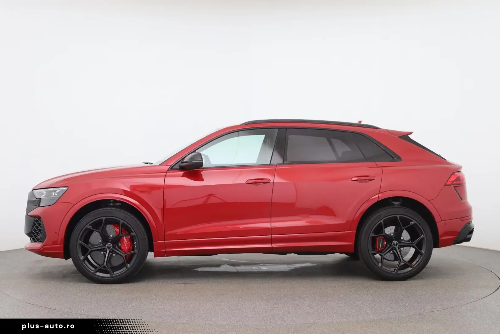 Audi RSQ8 performance