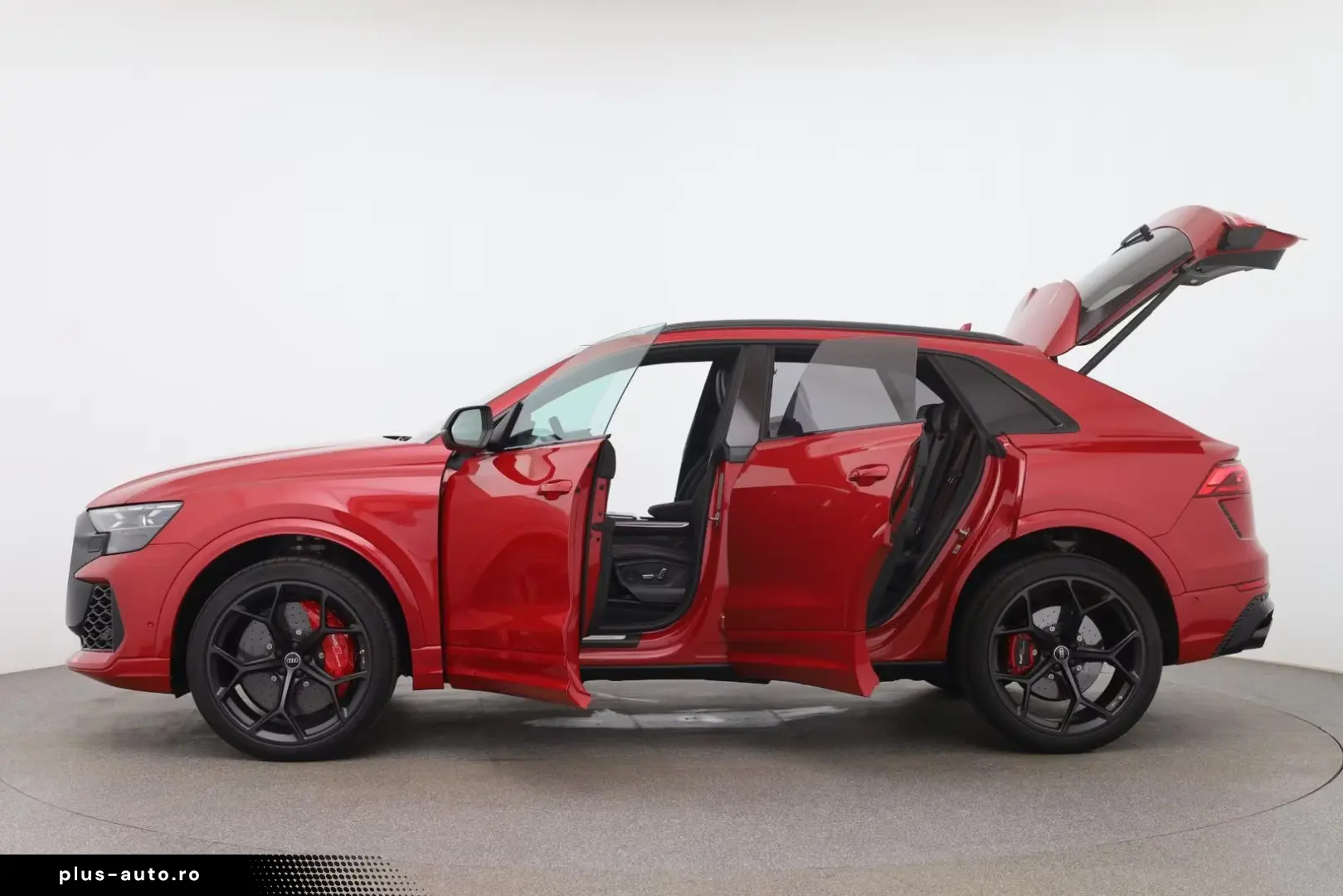 Audi RSQ8 performance