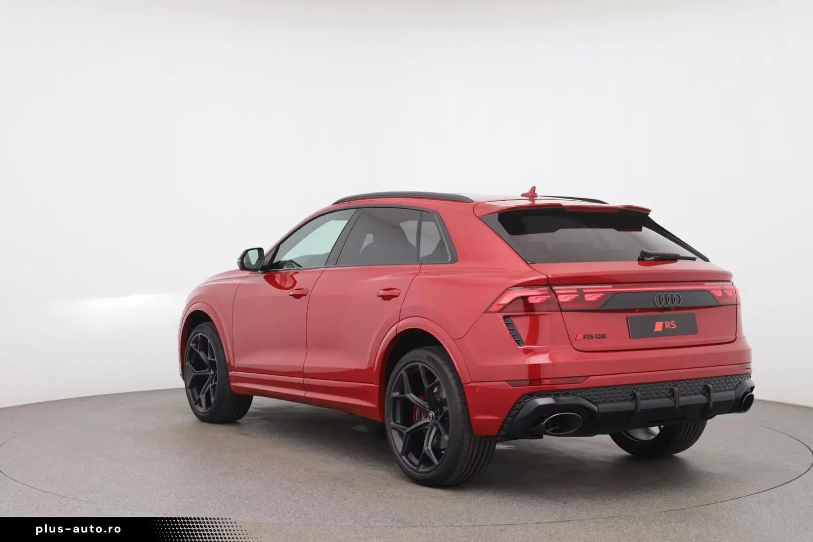 Audi RSQ8 performance