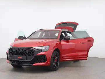 Audi RSQ8 performance