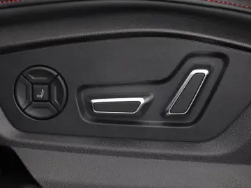 Audi RSQ8 performance