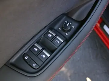 Audi SQ8 TFSI qu BLACK PANO AHK B&O LASER OLED 360