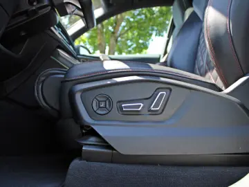 Audi SQ8 TFSI qu BLACK PANO AHK B&O LASER OLED 360