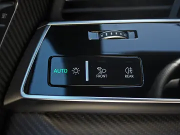 Audi SQ8 TFSI qu BLACK PANO AHK B&O LASER OLED 360