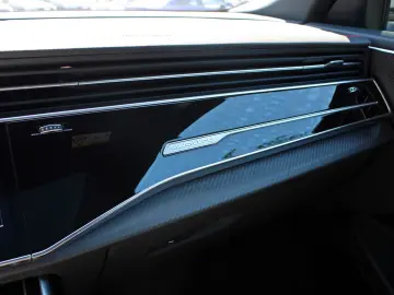 Audi SQ8 TFSI qu BLACK PANO AHK B&O LASER OLED 360