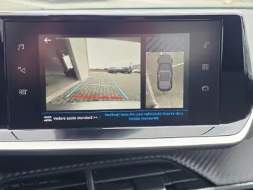 PEUGEOT 2008 PureTech 130 EAT8 Allure