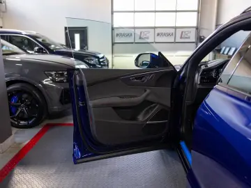 Audi RSQ8 4.0 TFSI quattro perf. KERAMIK SOND