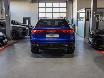 Audi RSQ8 4.0 TFSI quattro perf. KERAMIK SOND